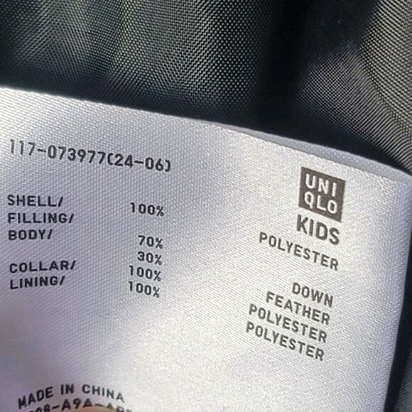 Uniqlo Kids Unisex Down Puffer Vest Jacket Size 130 S Red Lightweight - Picture 8 of 11